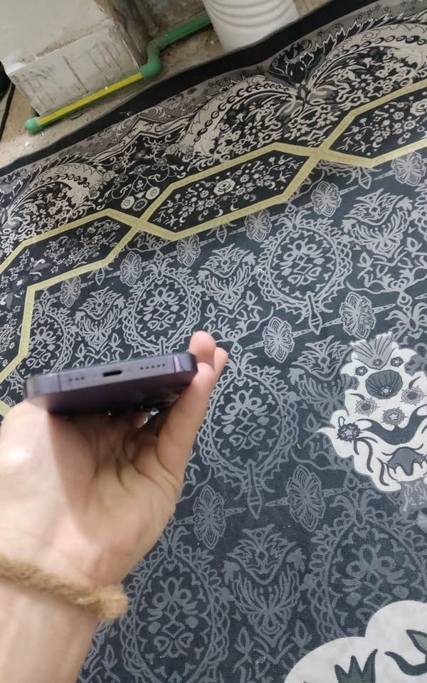 آيفون ١٤ برو • بطارية مستبدلة • حي العامل