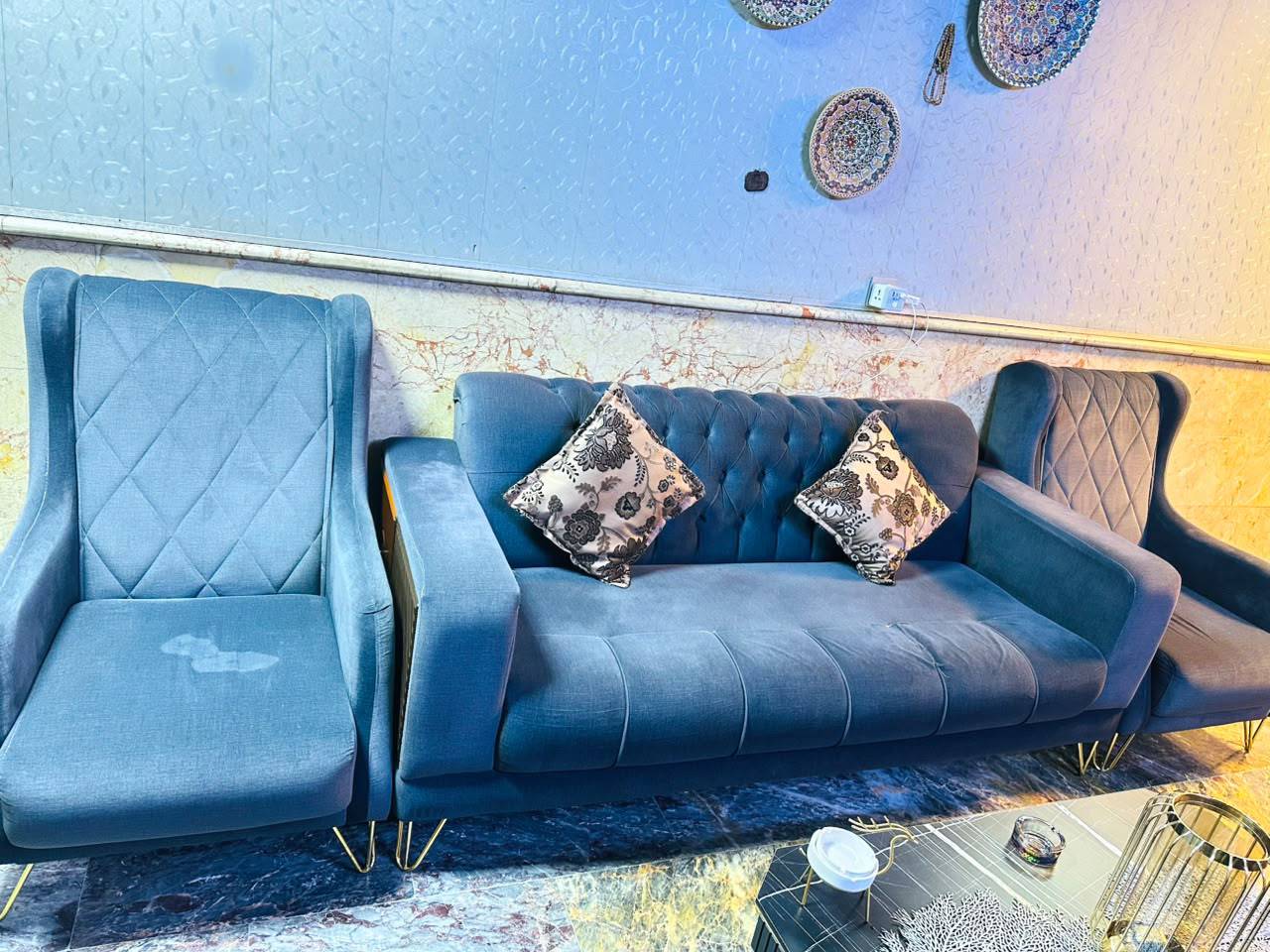 غراض منزلية • طبلات • ميز بلازما