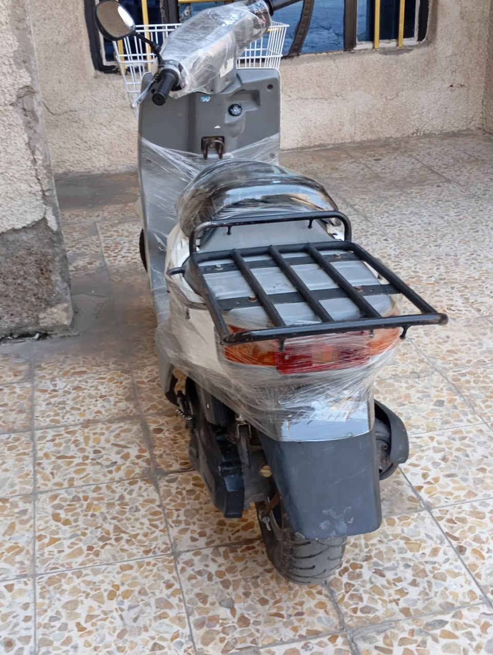 السلام عليكم دراجة بيكم سرعة 60 الدراجة نضيفة مال بيت السعر 450 وبيها مجال العنوان بغداد الزعفرانية رقم الهاتف ***********
