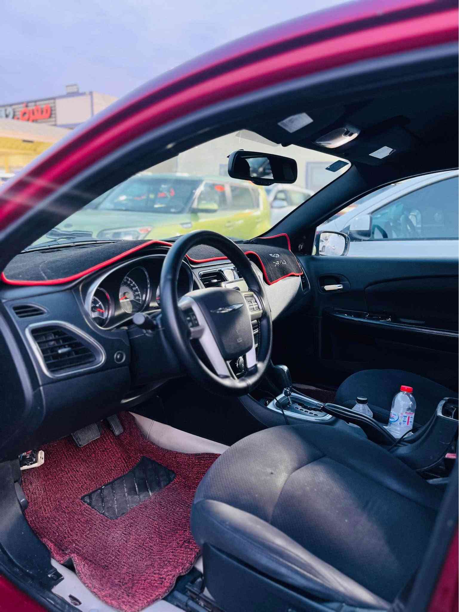 كرايسلر c200 موديل 2014 مكينه 2400 جديده تبريد ثلج حداده جديده وجاهزه السياره رقم بصره تحويل وين ما يعجبك السياره كفاله من الضربه والصبغ  فقط جراد ٣ قطع فقط 
العنوان // البصرة 
رقم الهاتف // ***********
السعر // 59 وبيه مجال بسيط البصرة, العراق
