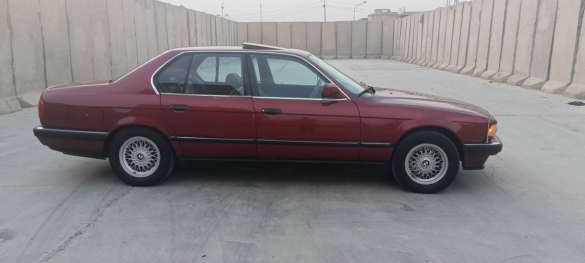 بي ام 735 • ١٩٩٣ • رقم بغداد