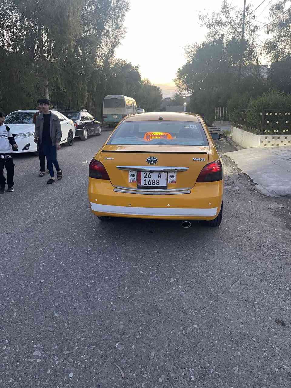 يارس موديل ٢٠٠٩ للبيع رقم صلاح الدين بسميبانزين بيها صدر جديد سعرها ٧٨وبي  مجال قليل سنوية مشروع وطني ورقم انكليزي صررها باب السكن وتكمة الباب وقبق صندوق مبدل محرك قبل شهر شديت جديد تخم تاير جديد ويل كروم وبطاقة رقم موبيل ***********

