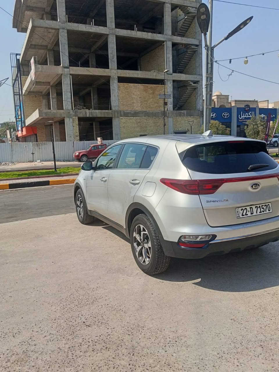 سلام عليكم عدي سبورتج وارد امريكي ضرره خفيف موديل 2020سياره عليه ادامه عامه خير من الله بعدهي بحاله جيده كامله كبل لشارع سعره ١٣٥ وقابل لتفاوض بكاني حي الامانه قرب مضفر بسمنه سياره تحويل ثاني يوم ***********
