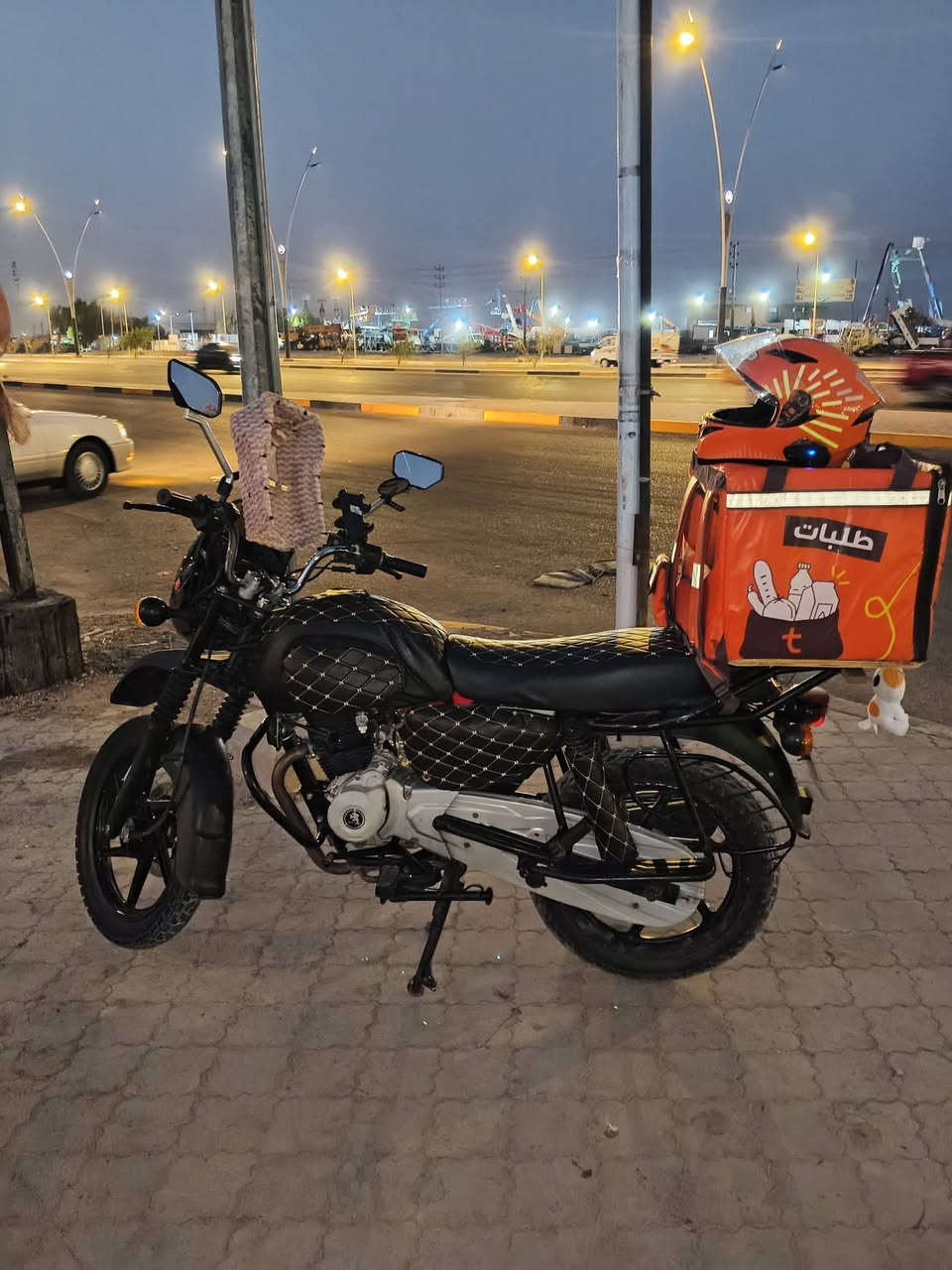 ات سلام عليكم دراجه بوكسر ادواد للبيع دراجه كبل للشارع ربع ماتصرف عليها لايت زنون كهربائيات شغاله كلها رباعيه مكينه ناعمه مجفتته تجفيت شركه سعرها ٩٥٠ الف عنوان بصره زبير للاستفسار ***********
