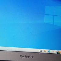 ماك بوك • i5 جيل خامس • ٢٥٦ جيجا