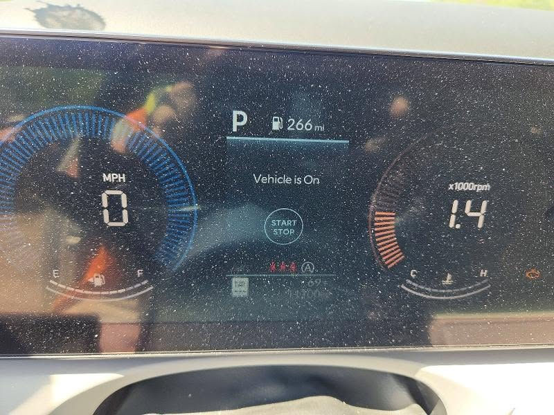 2025 HYUNDAI TUCSON SEl 

السعر بيع مباشر من المزاد   :   89 $

تاريخ المزاد  :    2026/9/24

الحادث  :  موضح بالصور

حالة السيارة  :السيارة تعمل و تسير

 ((  مكان السيارة في امريكا   ))

بإمكان ادخال السيارة على كتاب شهداء

((  يكون حساب الجمارك و الضريبة على مبلغ الفاتورة للسيارة  ))

مدة النقل من امريكا الى العراق 60   يوم  (( يتعهد المكتب بفترة النقل ))

للشراء الحضور الى المكتب في العنوان المذكر بالأسفل مع جلب عربون 

مكتب همام كريدي لمزادات السيارات  

شراء و نقل السيارات من امريكا للعراق

العنوان  /  بابل - حله - شارع الجمعية

اهلا وسهلا بيكم من الساعة ٣ الى الساعة ١٠ مساءاً

***********

واتس اب

[https://wa.me/message/BEZOHX2I6NQDD1](https://wa.me/message/BEZOHX2I6NQDD1)

 

 

#مزاد #كوبارت #iaai #وارد #امريكي #عقبة #ميناء #بيع #شراء  #استيراد #نقل #الحره #تخليص #تعقيب #كيا #هونداي #الزرقاء #الاردن #بلسايد #تولورايد #النترا

نص مكتوب في الصور:
- 51604750X