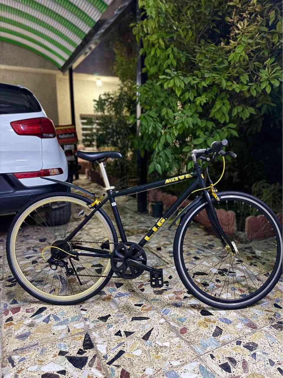 📌اليوم القطعه تحفه ولون مميز ووزن ريشه🔥🔥

🟡بايسكل c700 🚵🏽‍♀️ الحجم 28 فريمM المنيوم🔥وزنه ريشه

🟡لون مميز أسود⚫️وذهبي⚜️ومختم وقطعه كوله بلاد✅

 🟡نظام البايك Tourney shimano الغني عن التعريف 🈲🈷️

🟡وياله ذهبي مختمه وكذالك بريكات نوع Promax ذهبي أصلي✅

🟡بايدرات كفوف أصلي يتطبك🚵مكينه Shimano  تحتوي على 7 سرعات جداً سلس وسريع بلمشي خاص للتجوال المدن🈷️

🟡نظام فتح قفل كمبليون جداً سهل اثناء الصيانه🔥

🟡القطعه كامله من الويل للويل وتراي كرخ ورصافه🚴🏻‍♂️🌇

وبسعر جداً جداً مناسب ( السعر ١٦٥  ألف قفل💥💥) 

📍📍مكاني بغداد الأورفلي ☎️رقمي *********** بغداد, العراق
