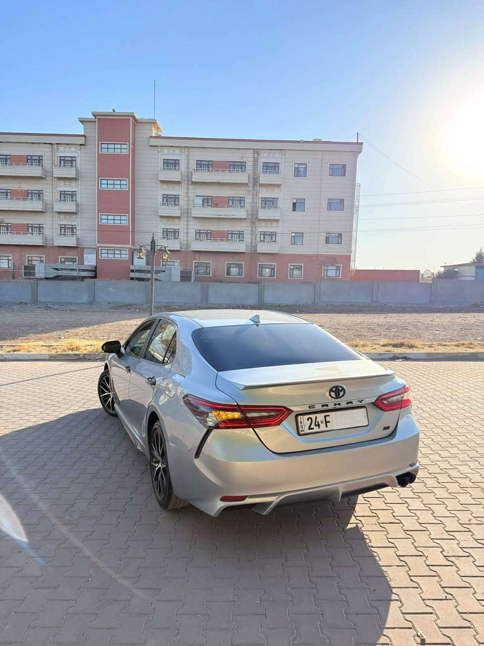 سلام عليكم 

TOYOTA CAMRY SE 2024

المواصفات SE ⬇️
-السيارة بدون فتحة 
-محرك 2.5  بقوة 203hp
-ماشية 23,000mil
-ويل حجم 18 
-2 سويج بلادي
-الارباك سليمة 100‎%‎
-طخم تايرات بلادي و جديد BRIDJESTON 
-إيشارة بل مرايات
-شاشة مع car play 
-طخم بگ لايت xse بلادي على 
-داخلى كامل ليد 48 لون
-رادارات امامي مع خلفي
-ثلاثة انضمة قيادة (eco-normal-sport)
-تبريد قطعتين 
-بلاجكتور ليد بلادي 
-كشنات جلد و جهة سائق كهربائي 

-السيارة جديدة وماناقصها اي شي وضع شركة وبجمها كبس حتا دعامية الامامي بدون صبغ. 
-الضرر سطحي جملغ الخلفي مع قباغ صندوق صبغ شرط بدون شاصي و بدون حوض و كافة الارباكات سليمة. 

-السعر  / 197$ ورقة و مجال بسيط
-عنوان  /  عقرة 
-رقم الهاتف  /  ***********
