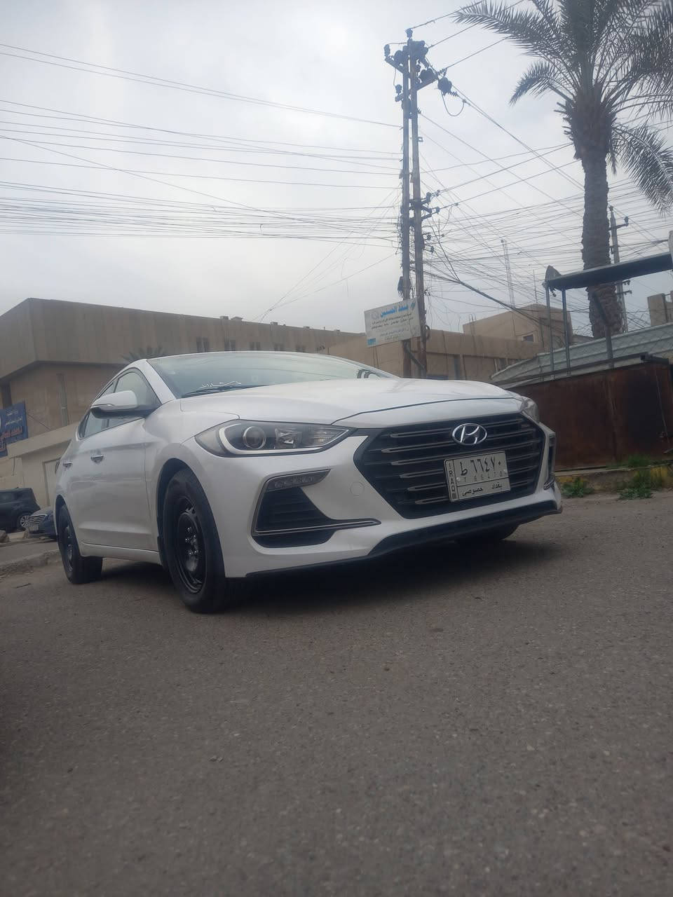 السلام عليكم النترا سوبر خليجي للبيع موديل 18 كفاله عامه عنوان بغداد البياع سعر المطلوب 150 وبيها مجال رقم الهاتف ***********
