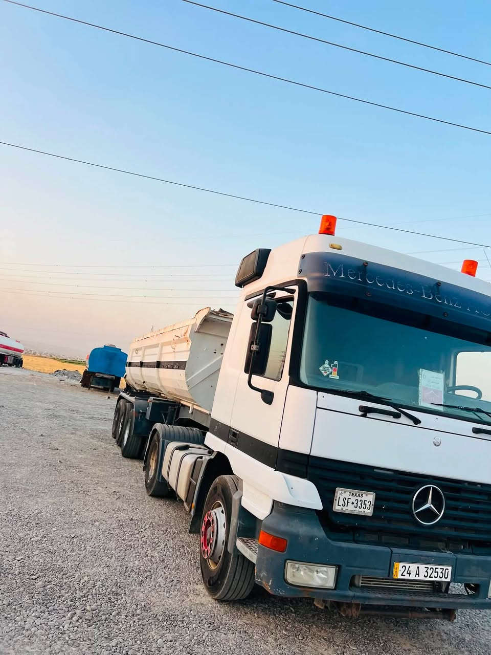 نوع :اکتروس شمعە
موديل:2001✅  
حجم:1840✅
لون :ابیض ✅ 
موصفات تبریت بدون ریتایدەر  
گير: کارب 
 بودی دارە قساب
السعر 🔥🔥🔥🔥🔥
العنوان: معرض السيد عنو ان أربيل كلك عل شارع العام 
*********** محمد عبدالغني
*********** محمد عبدالغني 

رجاءً يرجى عدم الاتصال بعد الساعة العاشرة ليلاً 🕙
