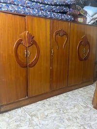 غرفة نوم • طقم خشب • قفل