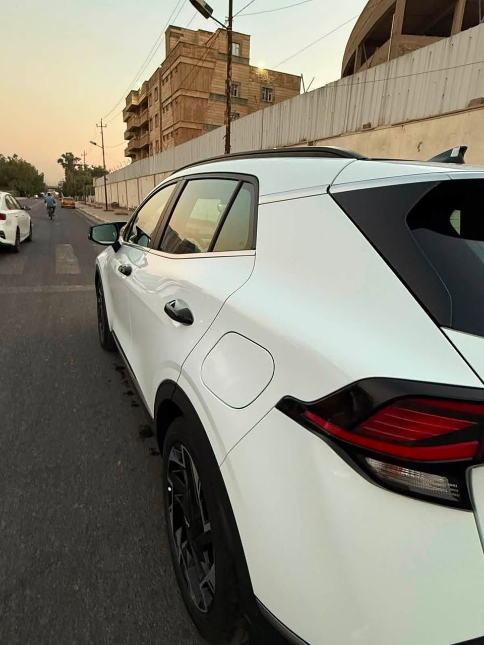كيا سبورتج 2022
مكفوله كفاله عامه من صبغ وبارد وتبديل 

خليجي ماشيه 70 الف  فول مواصفات سياره  

🔻سقف بنوراما 

🔻تشغيل عن بعد 

🔻صندوك كهرباء 

🔻تدفئة مقاعد أماميه

🔻تدفئة ستيرن  

🔻رادارات جانبي 

🔻نظام اوتو هولد 

🔻صندوق كهرباء 

🔻نظام نقطه لعمياء 

🔻كامره خلفيه

🔻شاشه كبيره

🔻كار بلي 

🔻شحن لاسلكي 

🔻4 انظمه قيادة 

🔻كشن سايق كهرباء  

🔻فول تحكم ستيرن جهتين 

🔻سايد بريك بصمه 

السعر 200 ومجالها كلش بسيط

الرقم ***********
