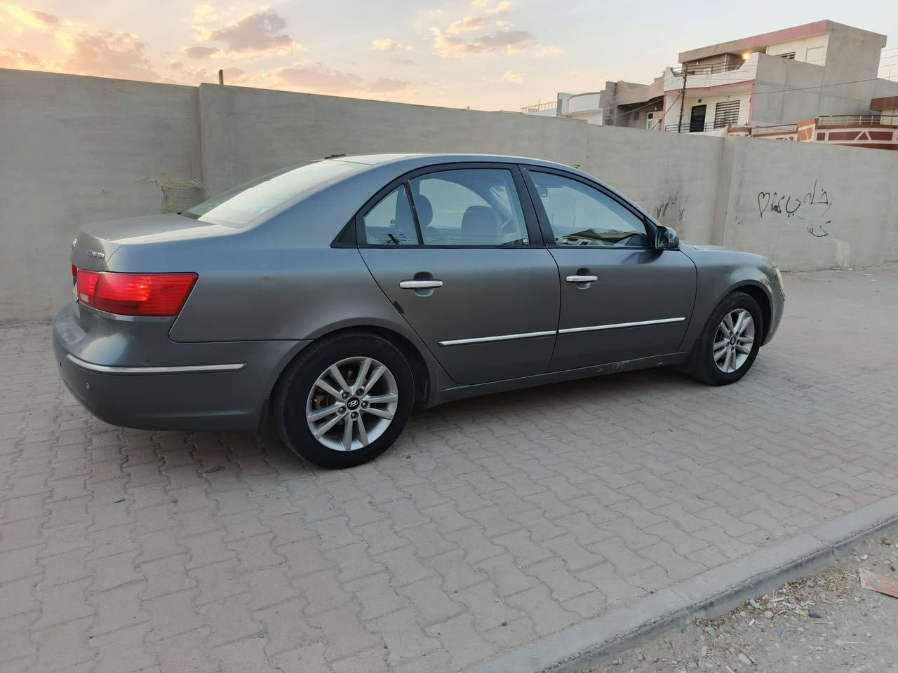 سوناتا للبيع موديل 2010 محرك 24 سياره الرقم كركوك باسمي قرار48 حاليا ما يتحول لحد ما ينفتح قرار فيها قطعتين صبغ بدون دواخل بدون نقص برغي سعر67 ورقة هذا رقمي *********** مكان سيارة كركوك❄ بيها بطاقه بنزين
