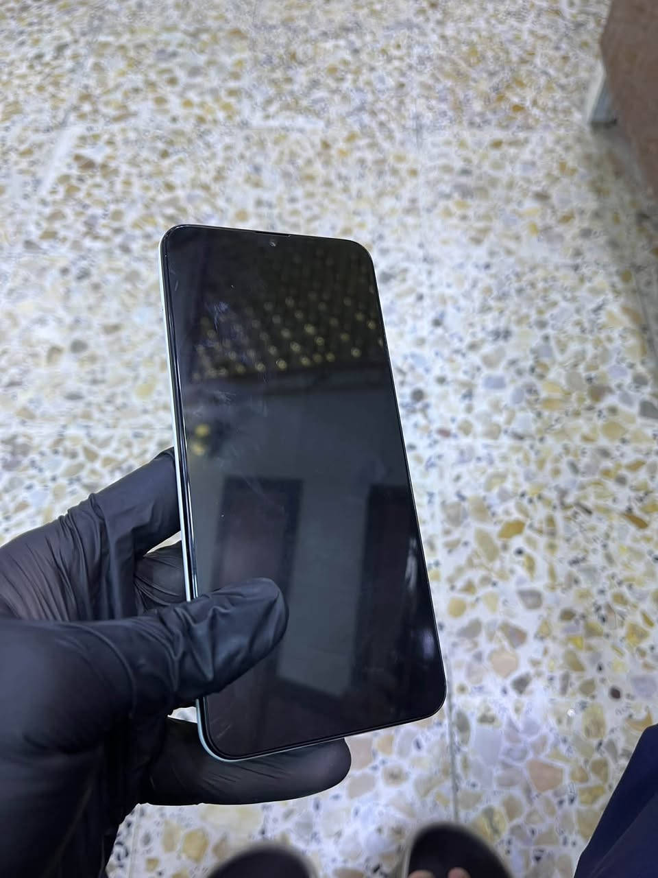 سامسونك a30sجهاز نضيف ملحقاته كارتون فقط شراي خاص أو الاتصال***********
