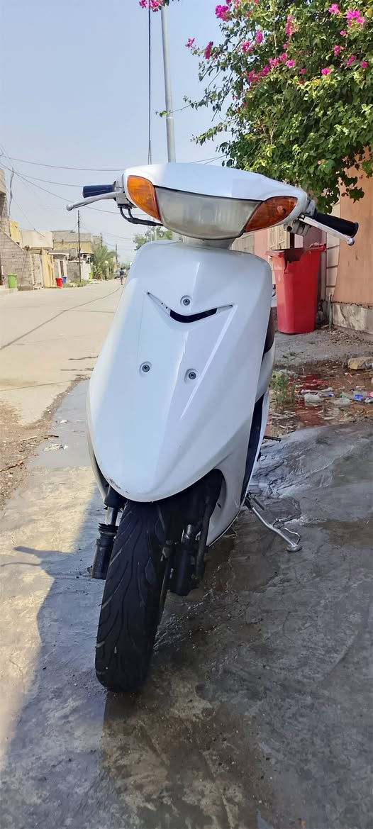 للبيع
دراجه 60 ياماها عصفوريه 
 تجي ونشوف بعينك دراجه كامله من كلشي ما تصرف عليه ربع سعر 300 وبيه مجال حك الجيه 
العنوان :بغداد الثعالبه 
للتواصل فقط واتساب :***********
