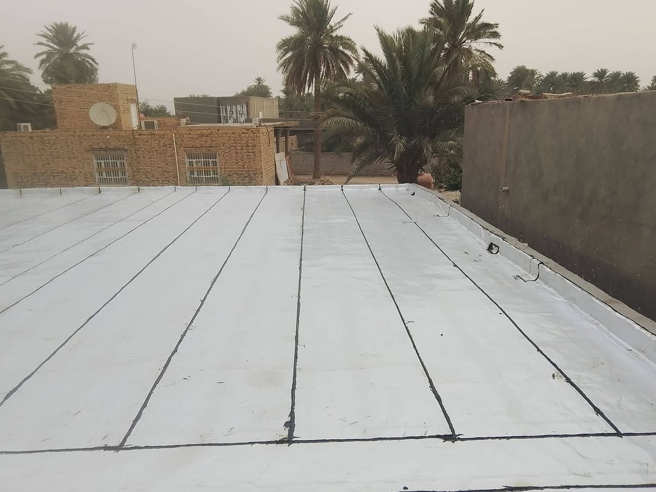 تغليف الأسطح بمادة الأيوزكام مانع رطوبة وعازل حرارة يعمل على الصب والشتايگر والفرش مع ضمان العمل 10 سنوات.  
بإدارة اثير الميالي

للتواصل على الارقام الأتية
***********
***********
