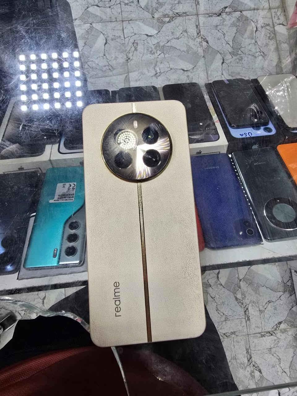 📢 إعلان مكتب عزيز أبو غالب

📱 جميع الأجهزة النقالة متوفرة لدينا
آيفون • أندرويد • هونر • هواوي • ريلمي وغيرها

✨ اختار جهازك، وخلي أبو غالب يساعدك بالاختيار!

📞 للاستفسار والاتصال:
***********
