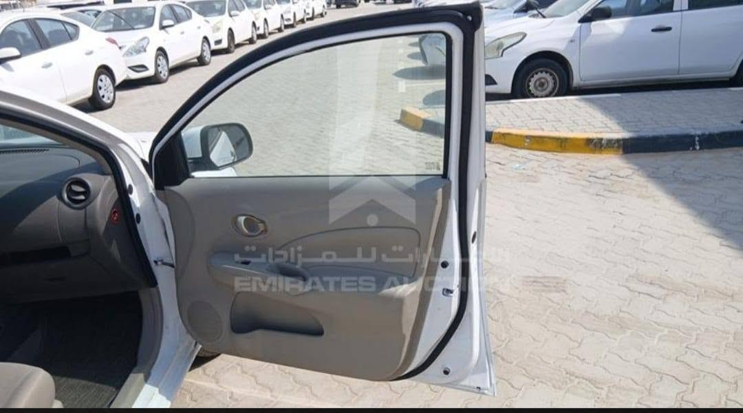 نيسان سني موديل 2024
بس دعاميه صبغ 
و الباقي كفاله 
ماشيه السياره 95
سعره واصله السفوان 
65 ورقه قفل قفل 
*********** 
يتوفر واتساب

نص مكتوب في الصور:
- الإمارات للمزادات EMIRATES AUCTION
- الإمارات للمزادات
- EMIRATES AUCTION