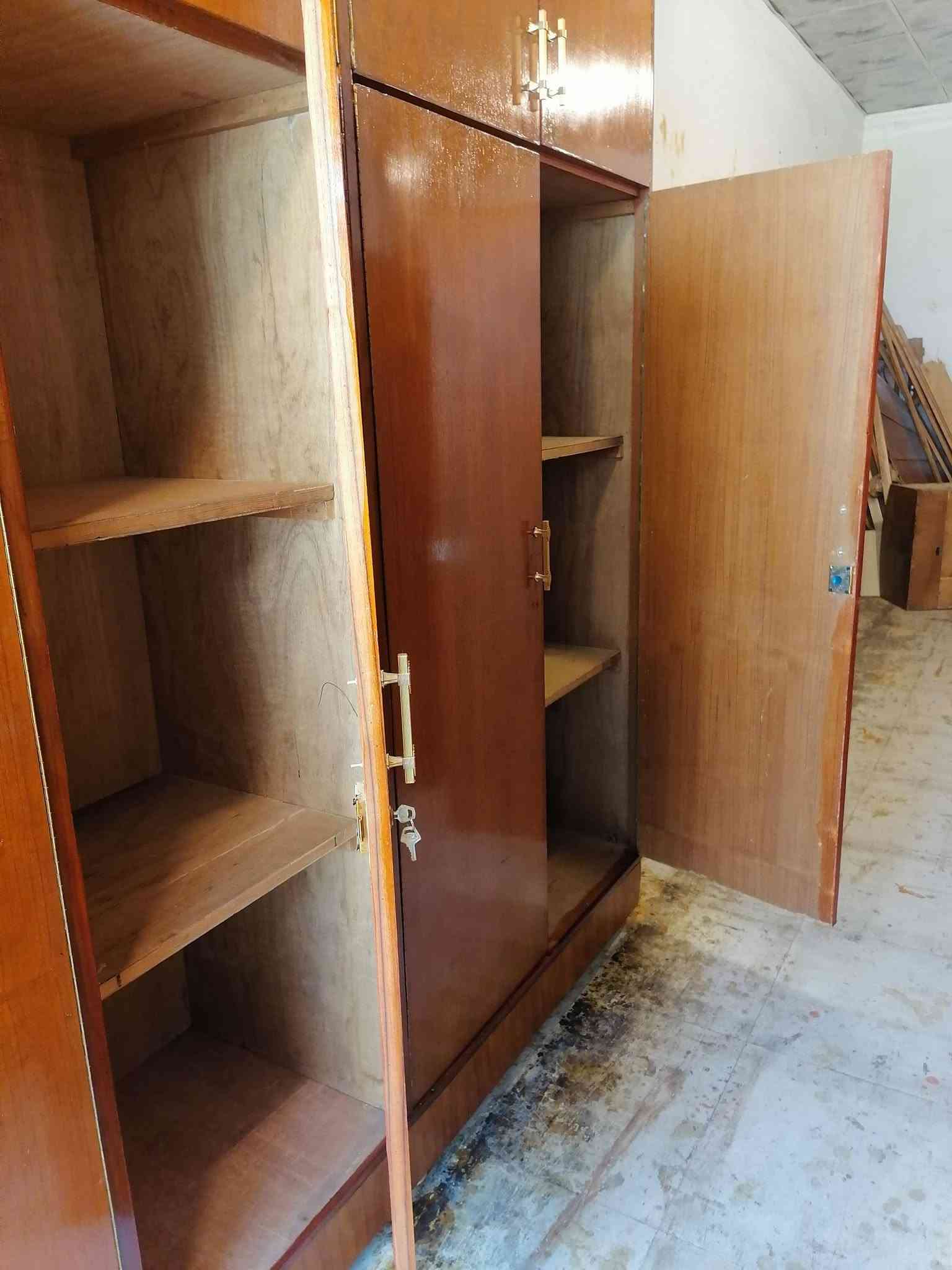 غرفه 5 باب ملحق شغل توكمه درجة أولى حيل حيل ثقيل توصيه معرض ابو حسن حي السكر مقابل ساحه غاز السكر ت *********** مستعدون لشراء غرف النوم والكناتير المستخدم
