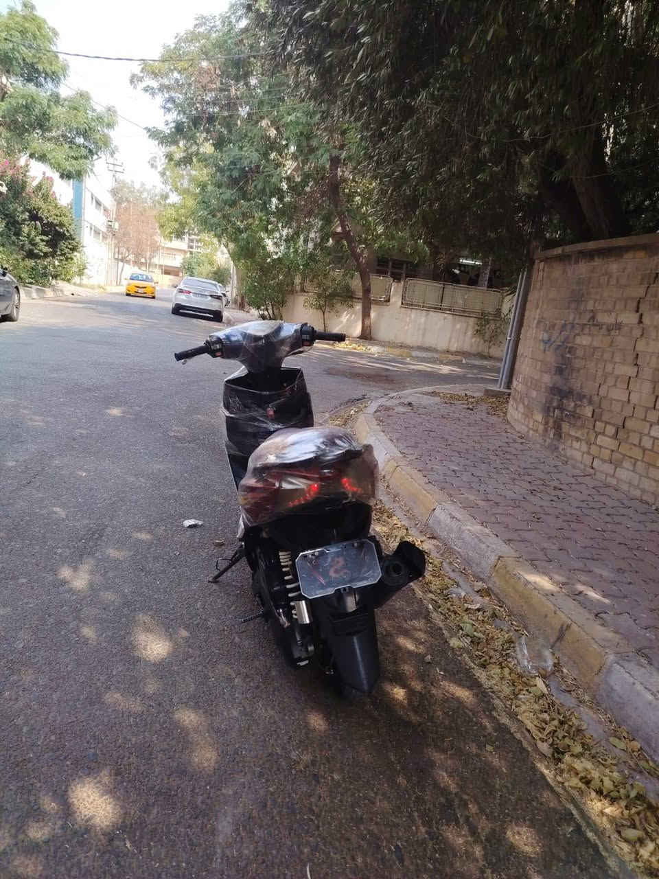 سلام عليكم ماكس FS ياباني محرك شرط ما مضروب سبانه شرط الفحص كهربائيات كله شغال لايت زينون بكلايت كفرات شرط شخط ما بي صالنصه FM رياضي كلجات رياضي شلعه معدل تشك الكاع دراجه حلوه ونضيفه السعر 550 وبي مجال بسيط للطيبين الشراي يتفضل خاص او ينتصل عل رقم ***********
