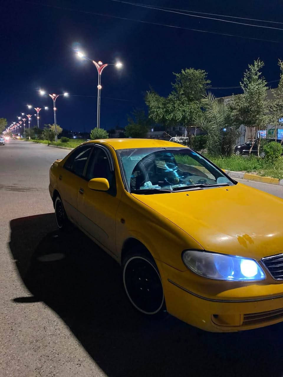 نيسان سني 2009 فول اوتو محرك اسود 
دفتر بانزين سنويه بسمي 
سعرها 95 وبيها مجال 
*********** كركوك, العراق
