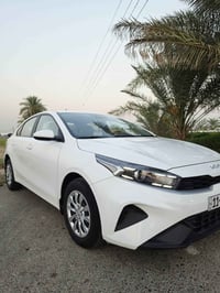 تحيه طبيه ❤️❤️  للبيع كيا سيراتو  ضمان  الدوليه موديل     2024 نص فول ...