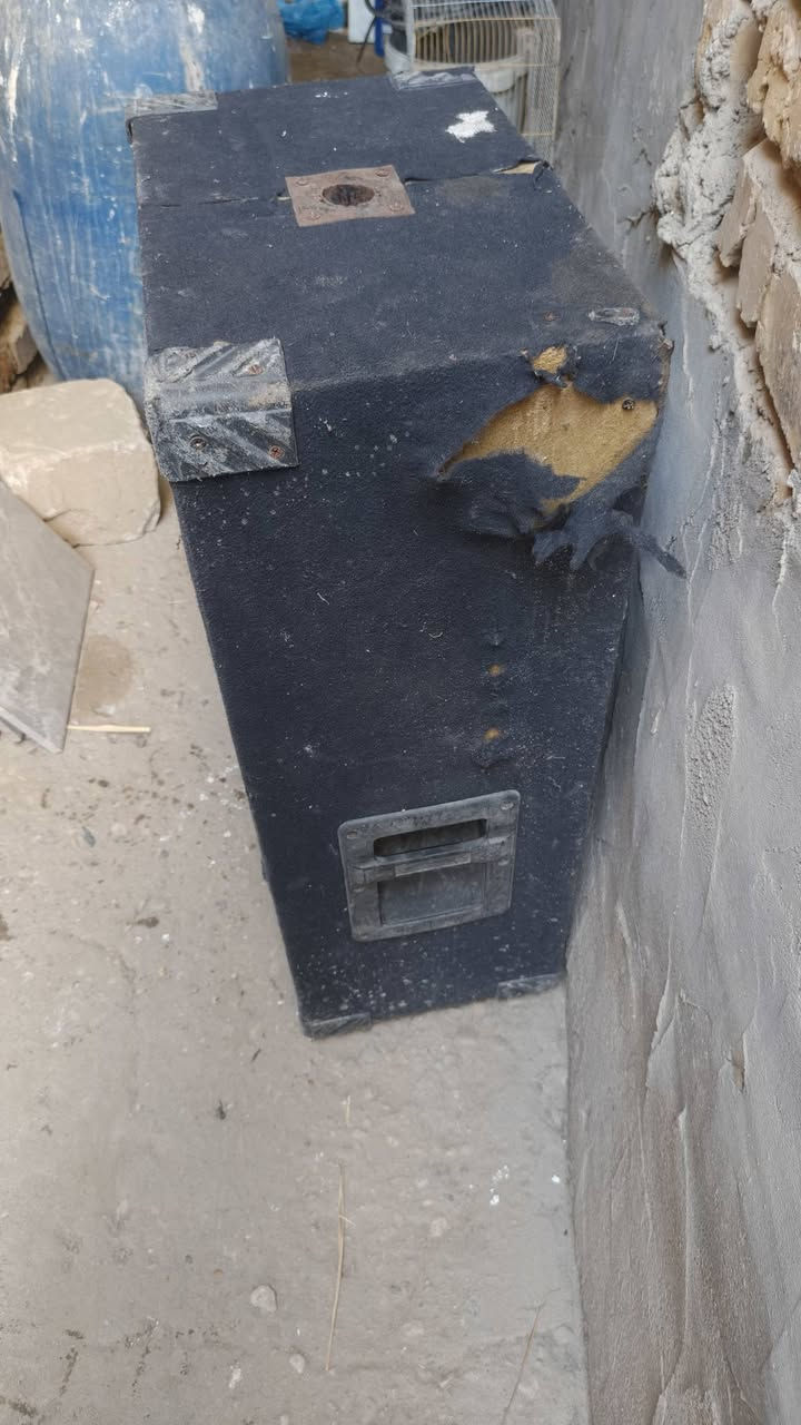 البيع سعر خاص
من الناصرية احي الشهداء 

***********
