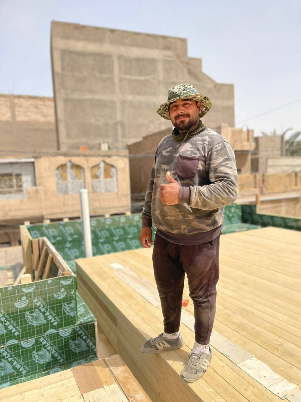 هذه عملته اي شغل نجاره أو حداده متفرغين حالين بغداد  شغل درجه اولى تسليم مهندس اي ستفسار خاص مفتوح *********** بي واساب
