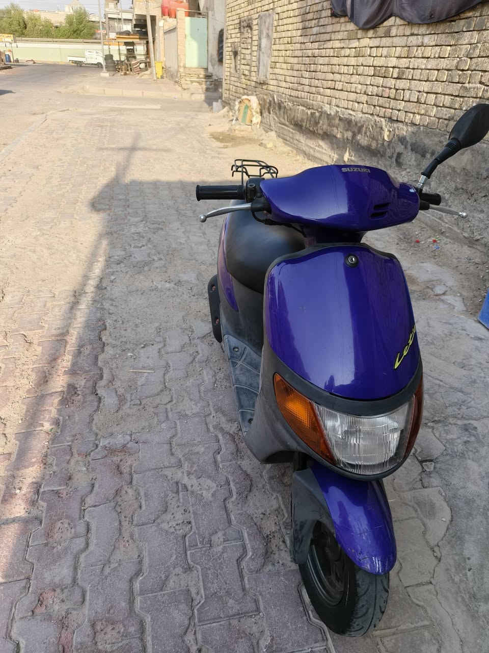 دراجه ساساكي للبيع دراجه نضيفه كلش ما ناقصها شي كهربائيات كلها شغاله دراجه ما مفتوحة رقم اللاستفسار ***********

