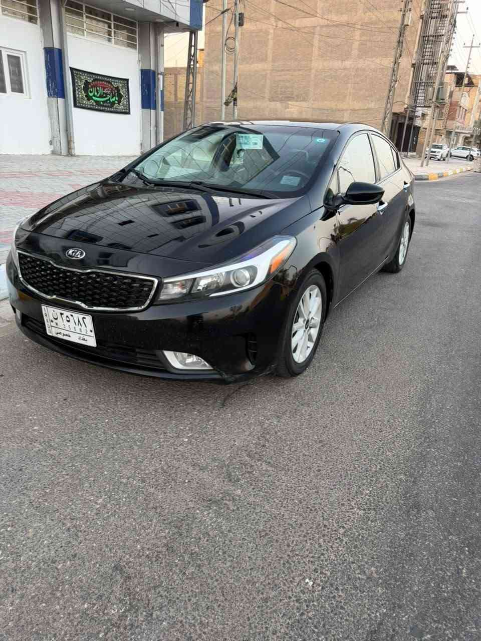 سلام عليكم للبيع فورتي ١٨
سياره كفاله عامه فقط دوس صبغ

مكينة 2000 دوش

ليبل واحد 

موصفات شاشه كبيره كامره

وداخل سياره كارتون 

كشنات تتفه سياره جاهزه من كلشي

كير مكينه حداديه تبريد تخم تاير كفاله 

منضومه زنون عالي ناصي

سياره جديده كلش رقم بغداد سنوية 2030

مكان السياره كربلاء السعر 103

***********

***********
