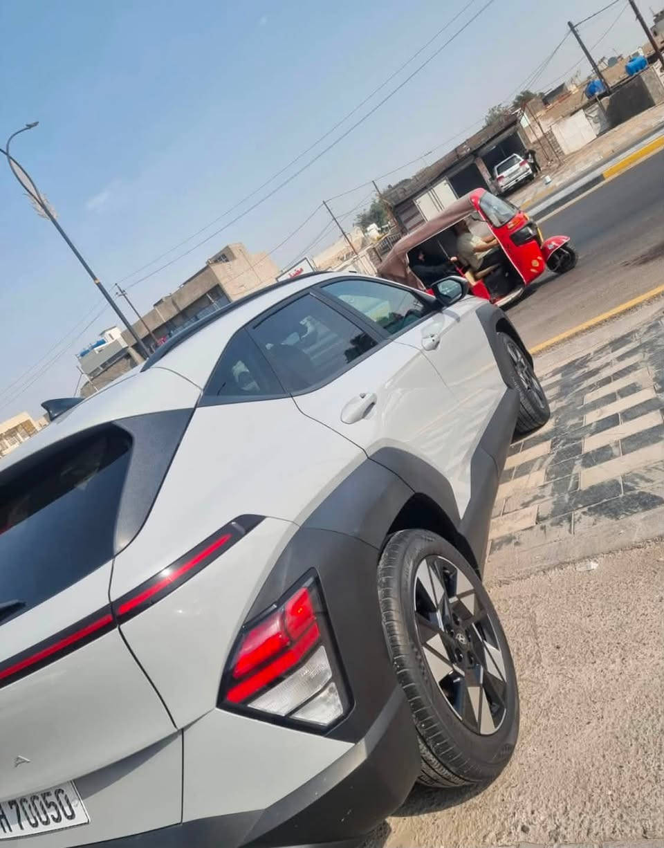 كونا موديل 2024 وارد امريكي
ماشيه 13
مرقمه بغداد 
الحادث موضح بصوره
رقمي ***********

