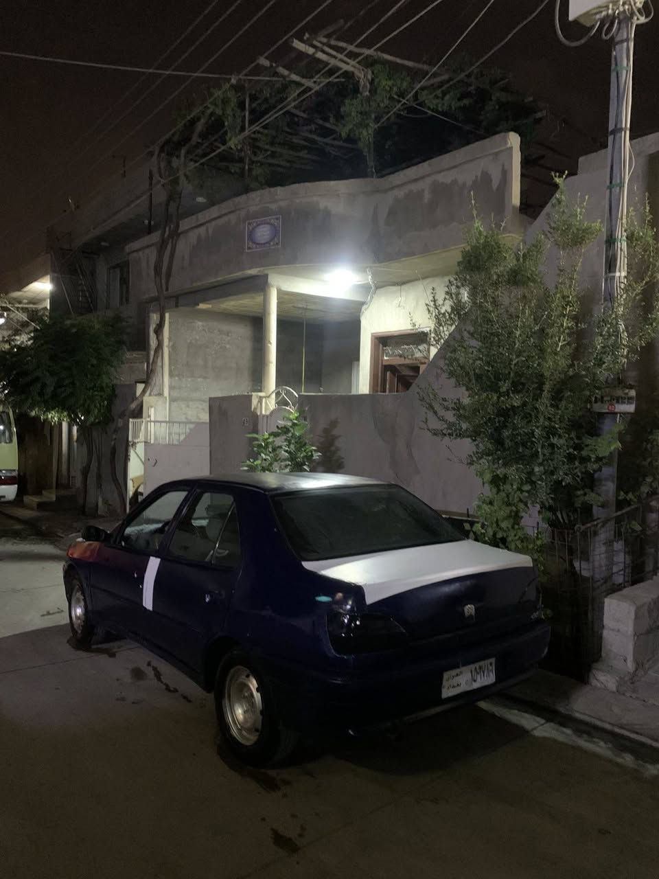 بیجۆ بۆ فرۆشتن ئاڕم سۆران مۆدێل2002  چوار تایەی تازەیە لە ژێردایە مەکینەی تۆزێک دوکەڵی هەیە کامل ناو گێچی ئیش دەکات 
ناونیشان: سلێمانی 
نرخی ٨گەڵاو مئامە
***********
