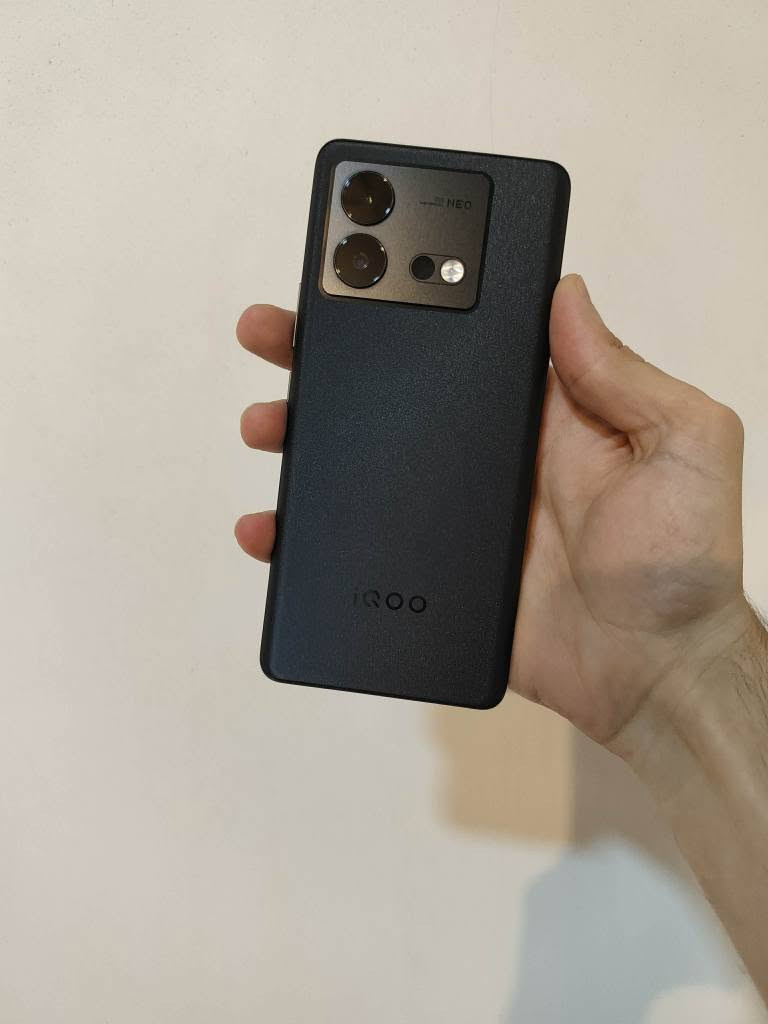 Vivo iqoo neo 8
بۆ فرۆشتن و گۆڕینەوە 

زۆر پاکو بی عەیبو نەکراوە بەزەمان
 کامل ئەشیا
ڕام 12+12
256 گێگا
پاتری 5000 و 120 وات فاست چارج 
snapdragon 8+ gen 1

 PUBG  120fps
 
کامێرا 50mp و ٢٠x zoom  و ڤیدۆ بە 8k.30fps 
شاشەیەکی گەورە زۆر جوانی ئەمۆلید 144hz 
لە هەمو ڕویەکەوە دەرەجە یەک 

 نرخ 210دۆلار  قفل معاملەی نیە تکایە

ڤیرژن چاینا

زمانی عەرەبی تیایە 
شەریکە ریکۆردی تەلەفونی تیایە
بەزەمانی ئەپدەیتو نۆتفیکەیشن 

*********** 📞  وەتسئەپ دخان, السليمانية
