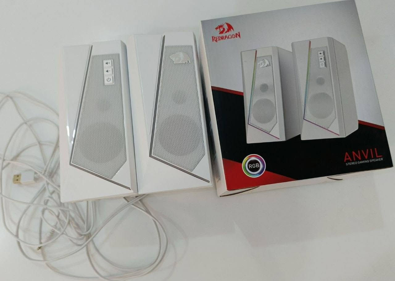 السلام عليكم، سبيكرات من شركة Redragon موديل لمس Anvil ,Rgb
السبيكرات نظافتة 100%
ومستعملات قليل 
تفيد للحاسبات،لابتوبات ،والتلفزيونات،ومبايلات أيبادات 
السعر 25 ألف 
مكاني ميسان العمارة 
تواصل على الخاص أو أتصال على الرقم ***********

