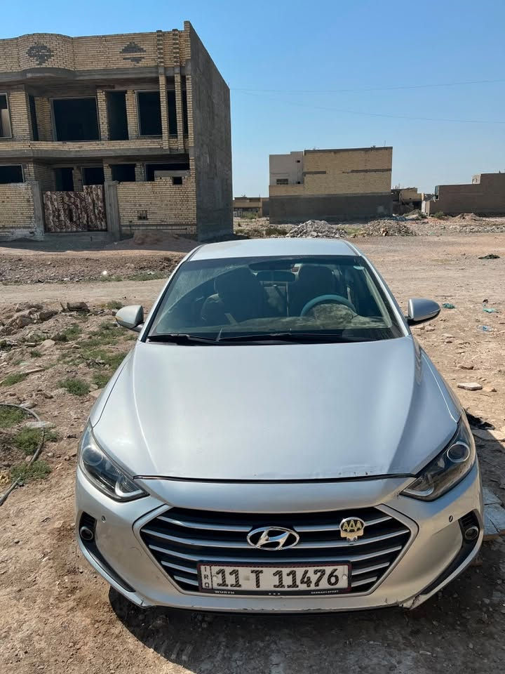 النترا للبيع

موديـل : 2018

ماشيه 142 كيلو

بيها اربع اصابع بارد بطرف البنيد
 سونار بصور

كير ومحرك مكفولات مـِن فتح
تبريد خير من الله

سيارة خليجي حتى الكتلوكات الشركه موجوده ويل كب الاصلي موجود رقم بغداد تحويل ثاني يوم

محركها 2.0 دوش 

كير AT

المواصفات : 

نص مواصفات المعروفه

شاشه اندرويد

السعر : 129 

مكان : بغداد الشعله 

رقم : ***********
موجود اتصال و واتساب
