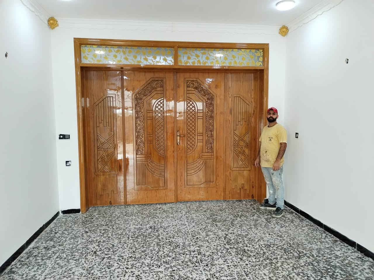 اصباغ حرارية • ديكورات خشبية • شلالات حجرية