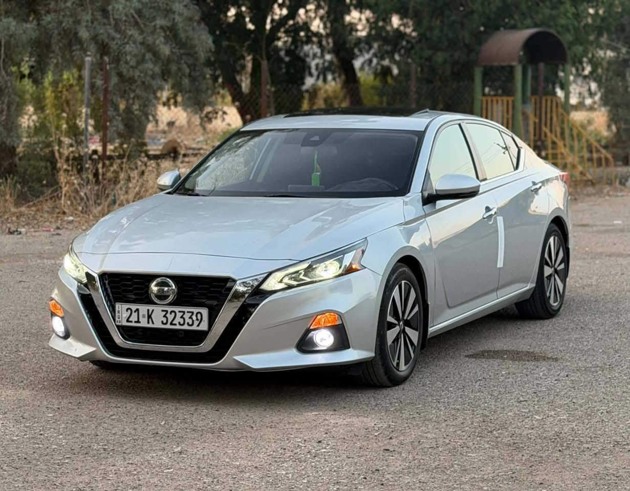 السلام عليكم تحياتي للجميع
⚡NISSAN ..Altima..2021.SV.Plus⚡
⚡نيسان...التيما..SV 2021پلاس فول الفول
......................................
الفئه  SV..Plus..
موديل 2021
لون سلفر
محرك 2500(تنفس طبيعي)
بصمة تشغيل
ابواب بصمة+ بصمة صندوك
تشغيل عن بعد
هاند بريك بصمة
أوتو هولد (auto hold)
فاتحة سقف (سلايت )
نظام قيادة أليه
رادارات 360° درجة
رادار امامي (توقف ذاتي)+تحديد مسار
رادار جانبي توقف ذاتي
رادار خلفي (توقف ذاتي)
كامره خلفيه
حساس خلفي
كشنات كهربائ
كشنات تدفئة
ستيرن تدفئة
شاشه كبيره (گار پلي)
فول تحكم ستيرن
كروس سرعة (مثبت سرعة)
أشاير مري جانبي
ويل كروم حجم 18
أكزوز رياضي (صالنصات رياضه)
لايتات فول زينون
................................................
سياره بيه فقط بونيد صبغ.. سونار مرفق داخل منشور 
كير محرك شرط الفحص
سيارة ماشية 65الف ميل
رقم سليمانية دولي سنويةرقم كل جديد لغايه2028 شرط تحويل
146ورقه بي مجال بسيط
مكان سياره ديالى.. خانقين .استفسار اتصال رقم الهاتف  
***********
