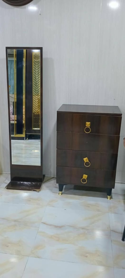 للبيع الاستفسار مراسلة ***********. مكان بعقوبة.  سعر 600 بي مجال. كاروك  70 هم بي مجال

