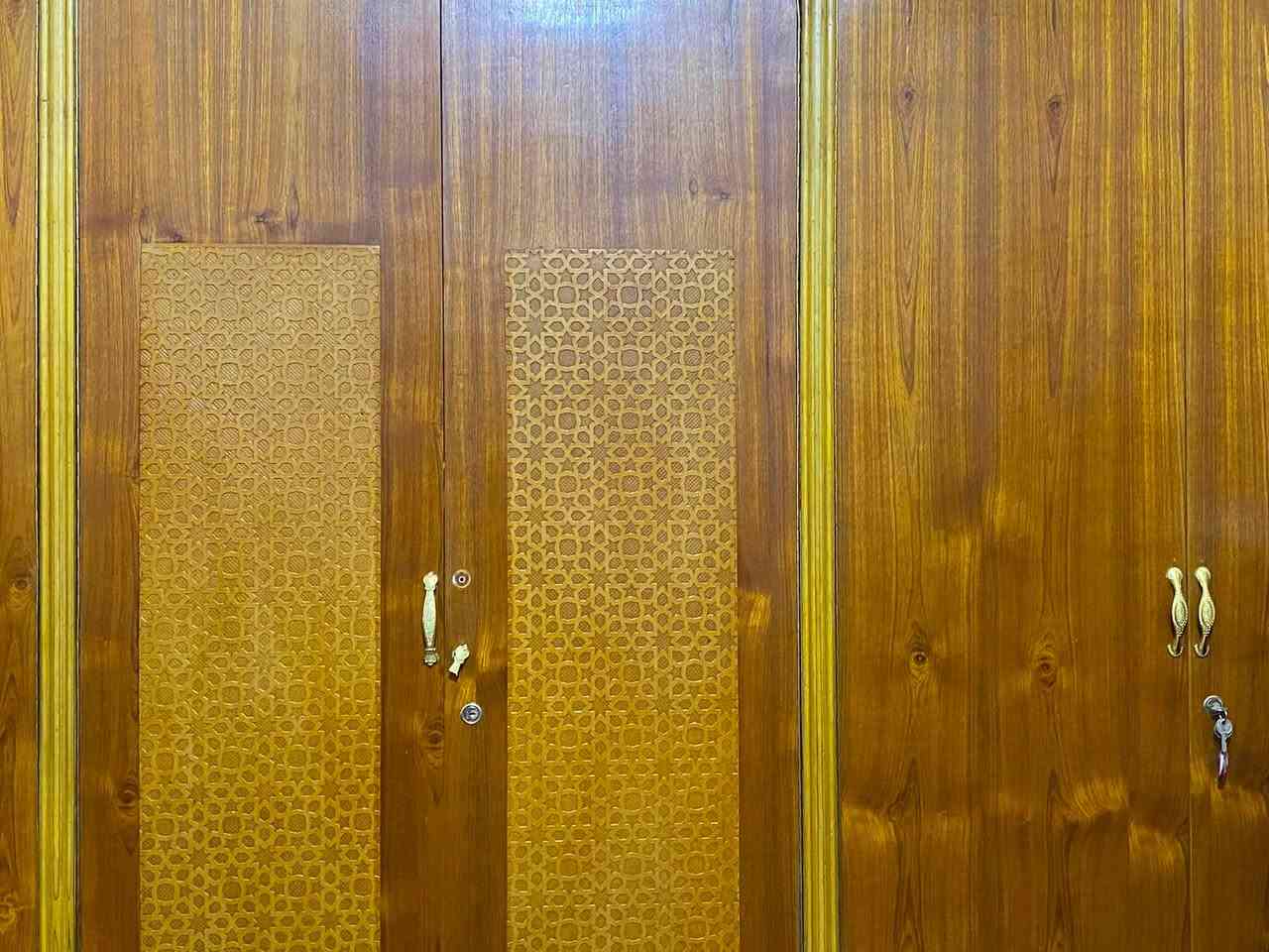 السلام عليكم كنتور حطاطه للبيع مسوي عل حسابنه اريده500الف وبي مجال للشراي خاص مفتوح ورقم ***********
