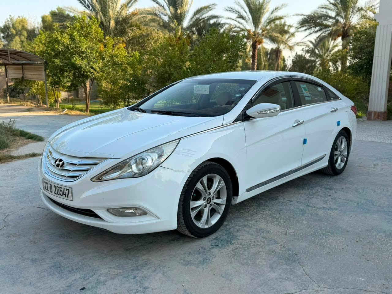 السلام عليكم 
سوناتا موديل 2012 خليجي 
رقم اربيل دولي تحويل او وكاله 
محرك 2400 دوش 
تبريد قطعتين 
مري شفط 
شفتات ستيرن 
حساس خلفي 
5 ويل كب 
السياره بيه صبغ الجاملغ الخلفي بدون دواخل
السعر 112 وبيه مجال بسيط 
العنوان بابل الحله 
للاستفسار 
*********** حلة, بابل
