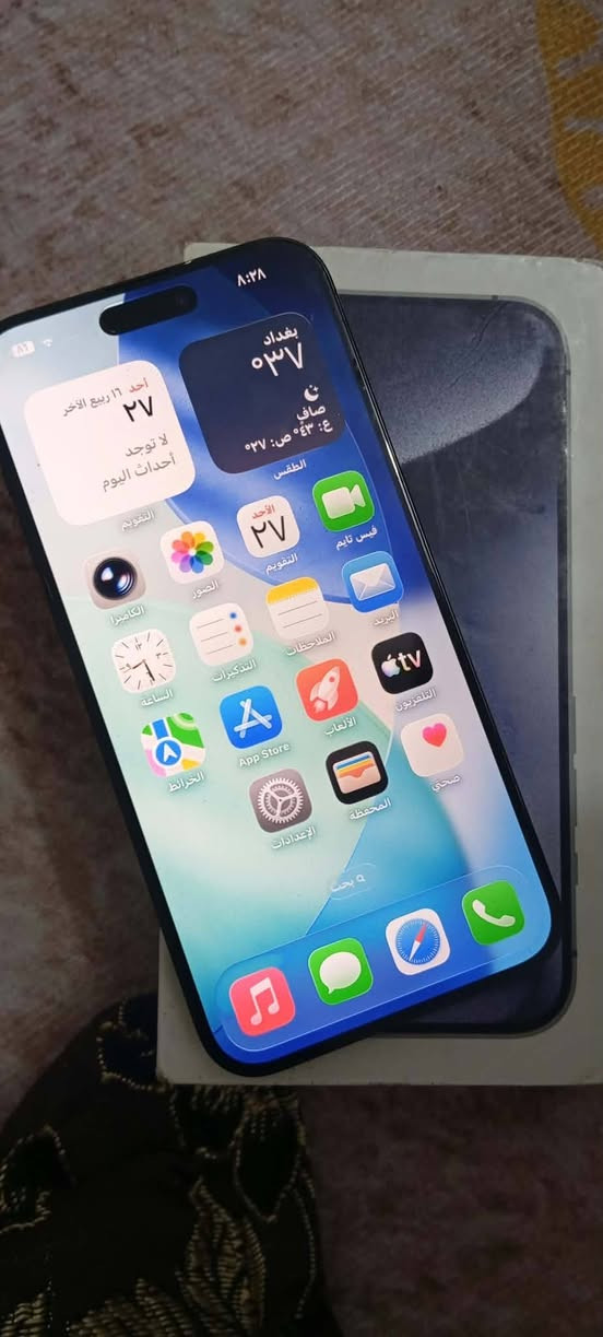 السلام عليكم ايفون ١٥ برو ماكس بطاريه ٨٩ ذاكره ٢٥٦ شرق أوسط ماستر مكفول كفاله عامه ***********
