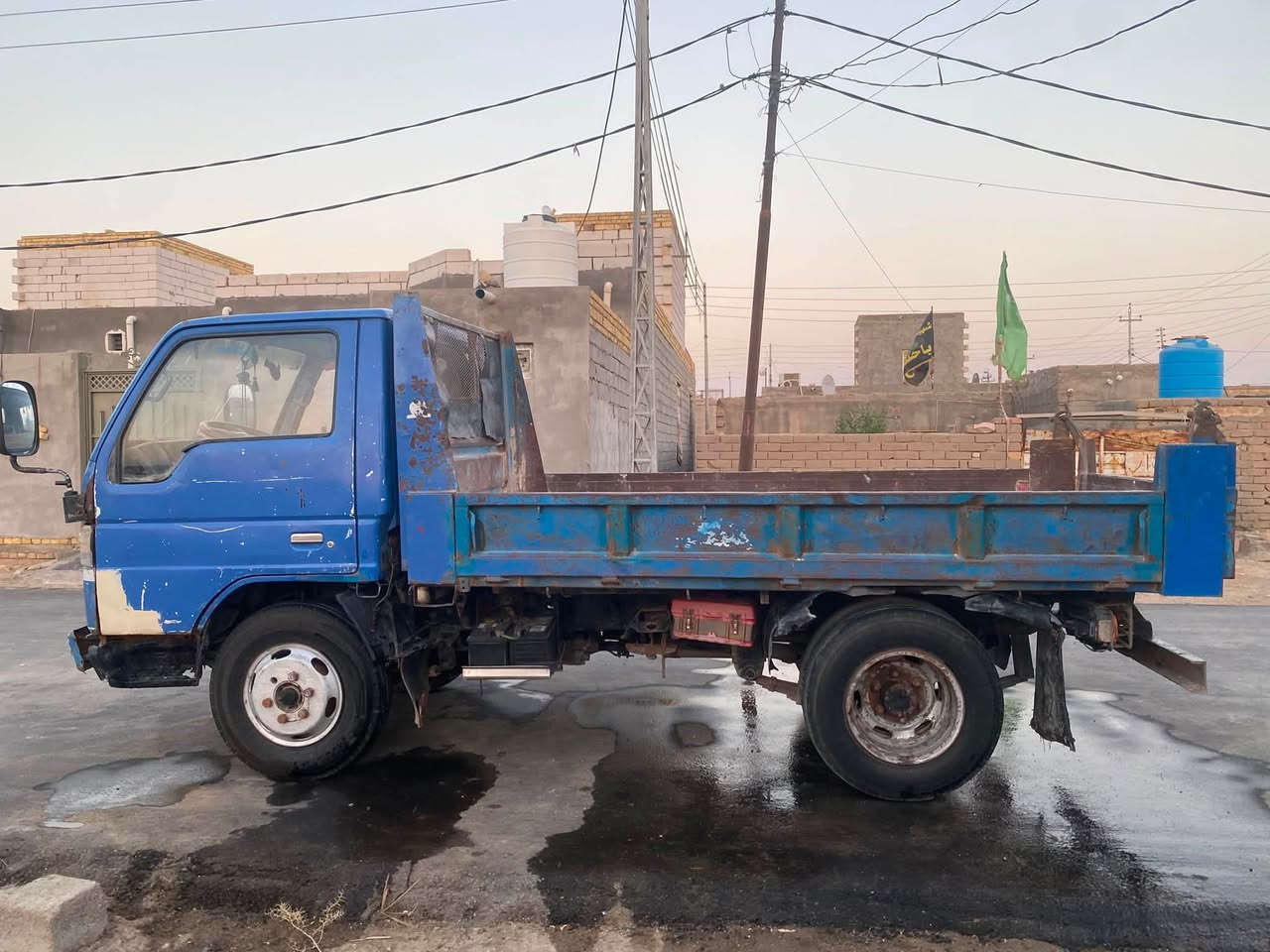 سلام عليكم كنتر مازده مكينه وكير ولطرمبه بزون 32 مديل 92 سنويه ل27 الهاتف ***********
