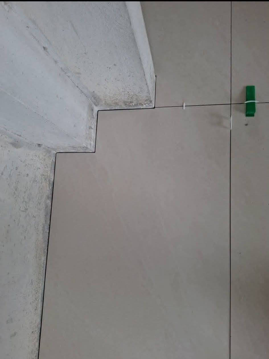 خلفه مصري لتركيب جميع انواع السيراميك ارضي جداري كاشي مرمر بايات شغل لليزر درجه اولي شغل بغداد فقط ***********
بيه واتساب
