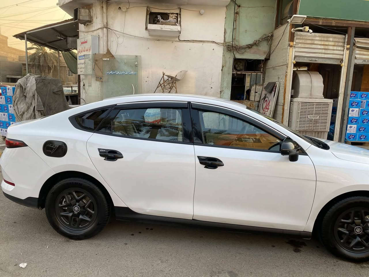 داخل ابيض • برد خفيف • ٢٢ الف كم