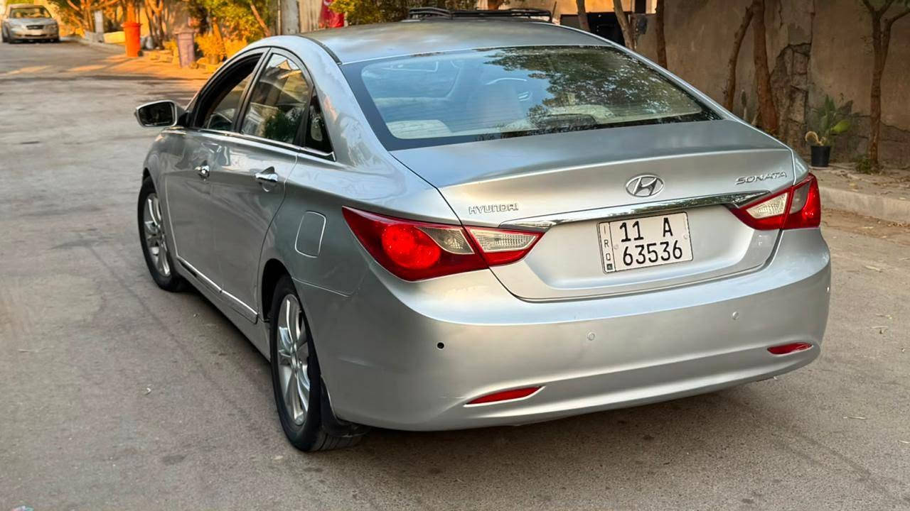 سوناتة خليجي موديل ٢٠١١ رقم بغداد بسمي
مكفولة من الضربة ولصبغ ولتبديل 

السعر 95 وبيها مجال

*********** مكانها بغداد

محرك وكير مكفولات بلاديات ممفتوحات 
حجم المحرك 2400 دوش 
كير اوتوماتيك 
تبريد شغال 
صدر جديد 
 مري شفط  نضام ايكو
