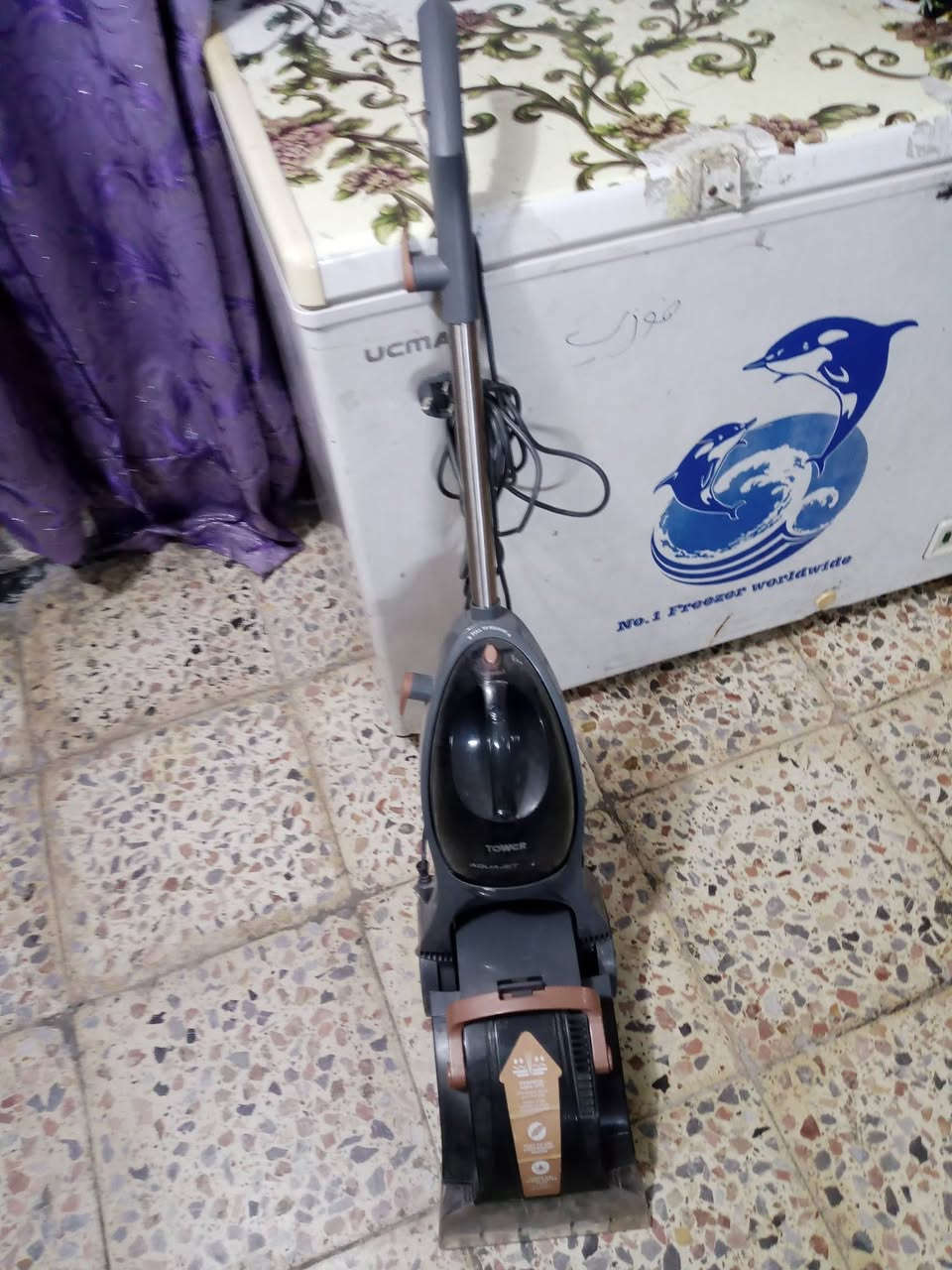 مكنسا استعمال اسبوع واحد نضيفه 
غسل الزوالي تنشيف الزوالي +بخار
السعر 150الف بيها مجال بسيط للشراي
للستفسار اكثر
***********
