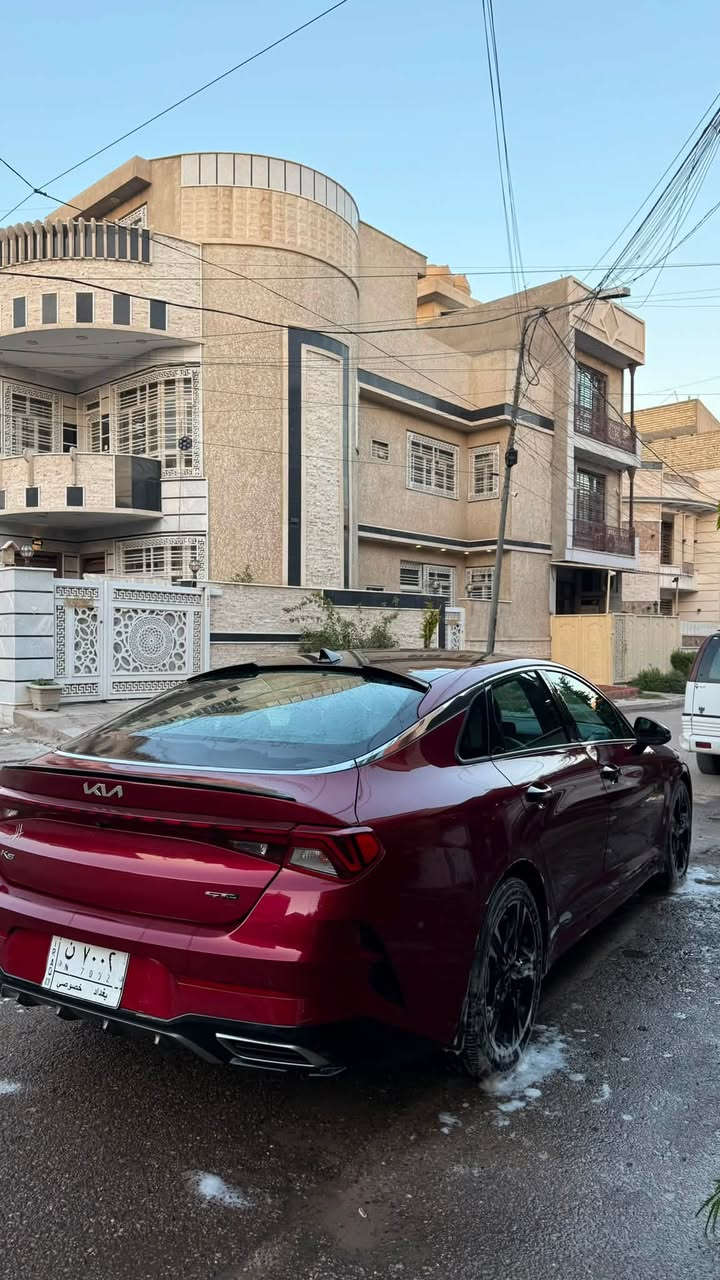K5 gt line 2022 للبيع مع رقم مميز
السياره كامل مواصفات ومناقصها اي شي بيها اناره داخليه ودوشمه حادثها فقط بنيد وربع الجاملغ عكس السايق بارد بدون شاصي والايرباك ستيرن ودشبول طاكات وراجعه سستم 
للاستفسار على السعر ***********
