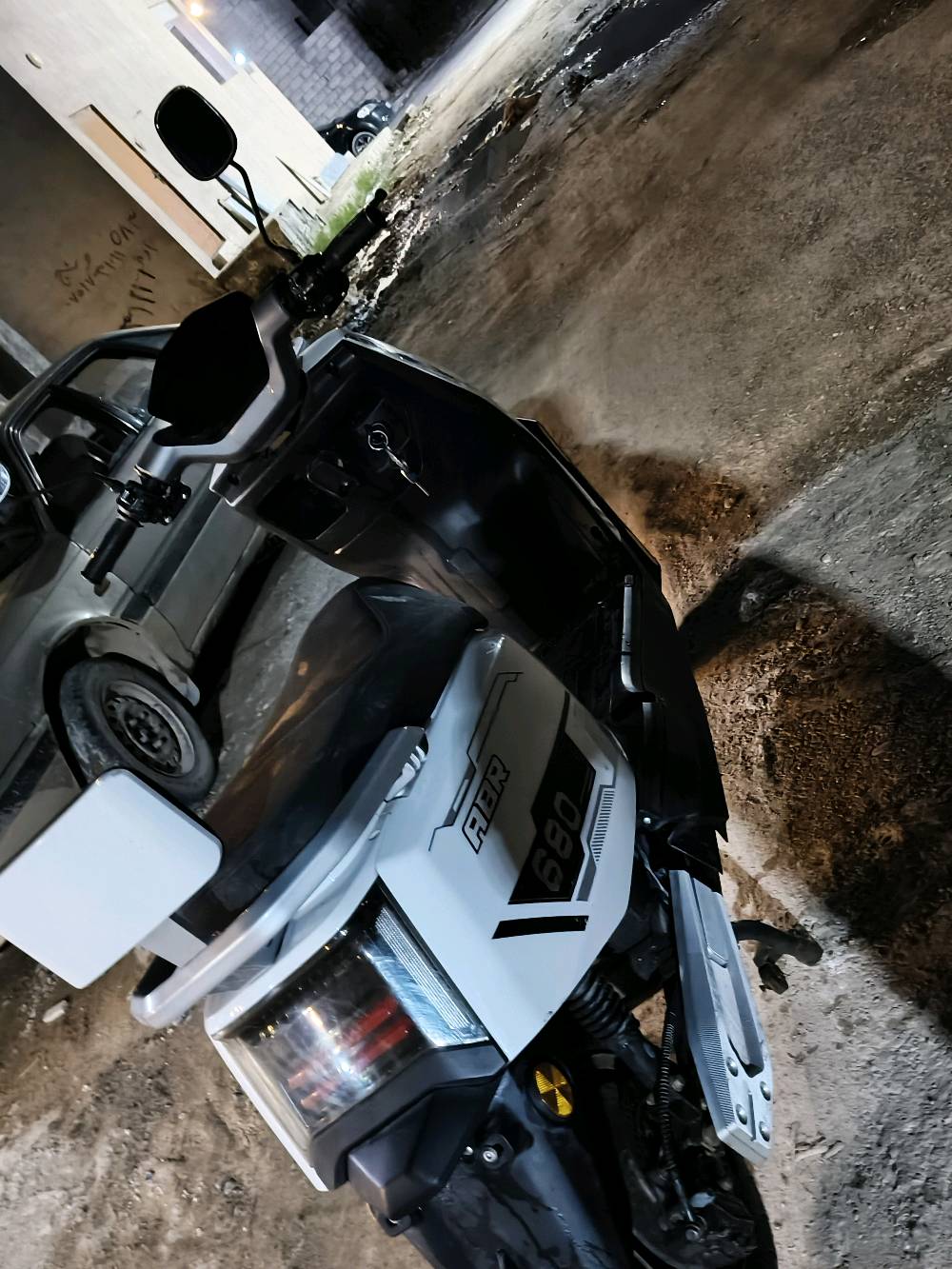 ABR 680 • ٢٠٢٥ • ٦ بطاريات ٧٢ فولط