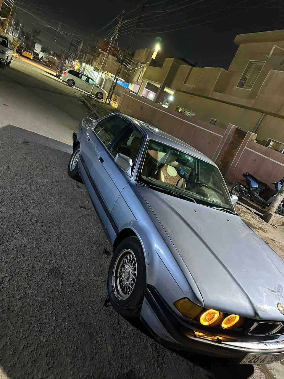 السلام عليكم 
بي ام 735 موديل 92 للبيع السعر 35 ورقه وبيها مجال
السياره كامله مكمله مكينه وگير تشگ الگاع جدد كهربائيات كلها شغاله تبريد شغاال ثلج
السياره رقم دولي تحويل مباشر ثاني يوم
السياره بيها تلحيضات بالگشر 
السعر 35 وبيها مجال 
الرقم:***********
