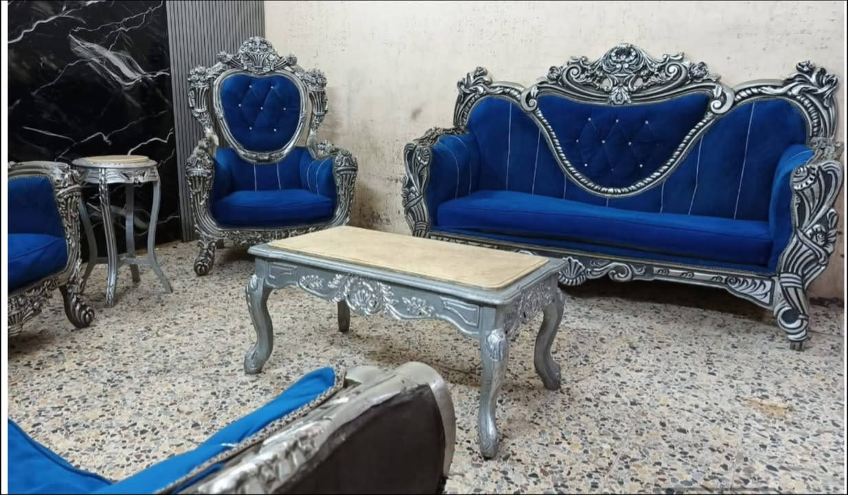 تخم ملكي جديد كلش ثنين كبار و ثنين زغار بغداد رقم ***********
